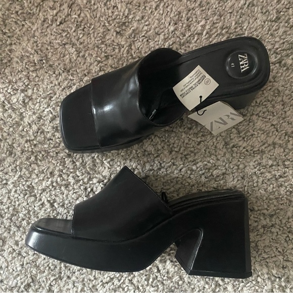 Zara Black Slide Sandals - Picture 1 of 5